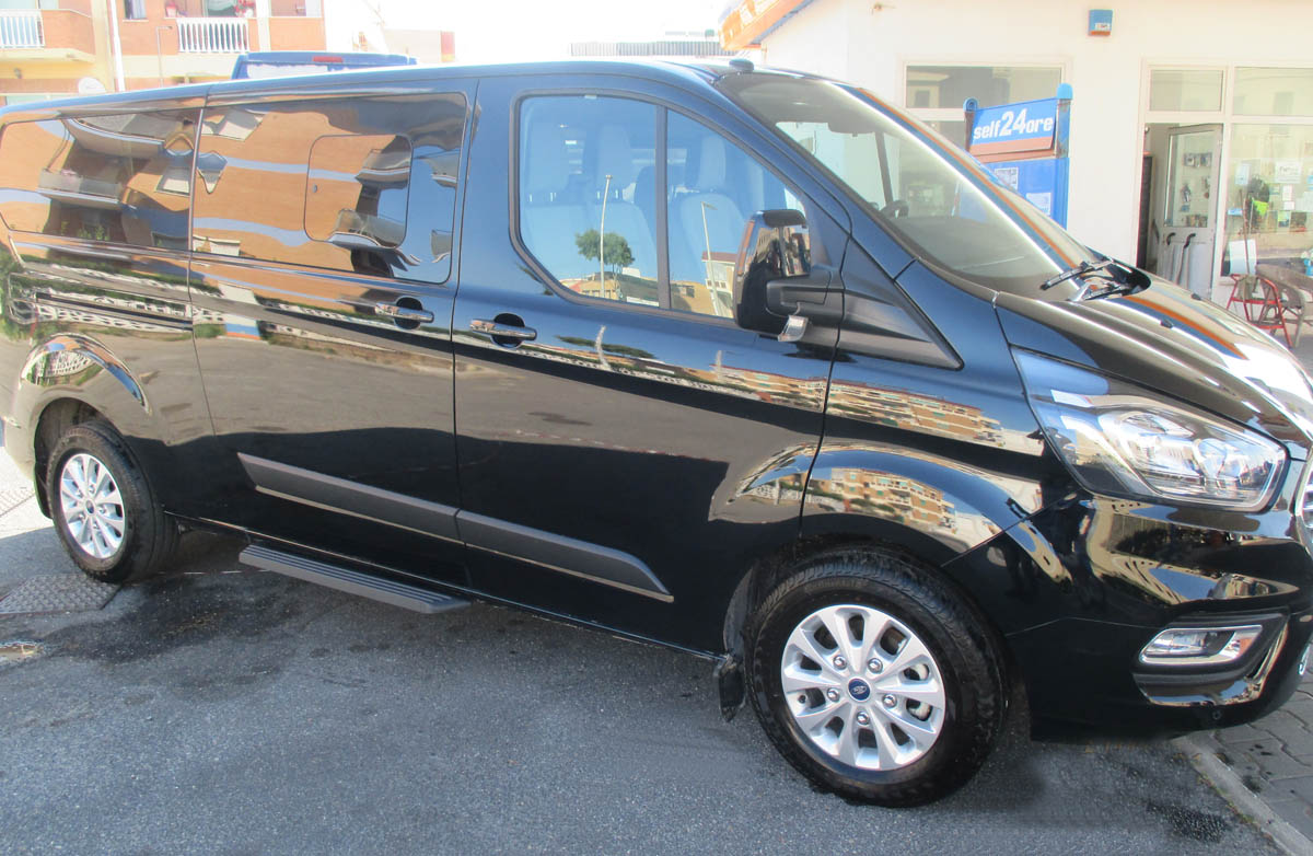 Noleggio pulmini 9 posti Pomezia Roma